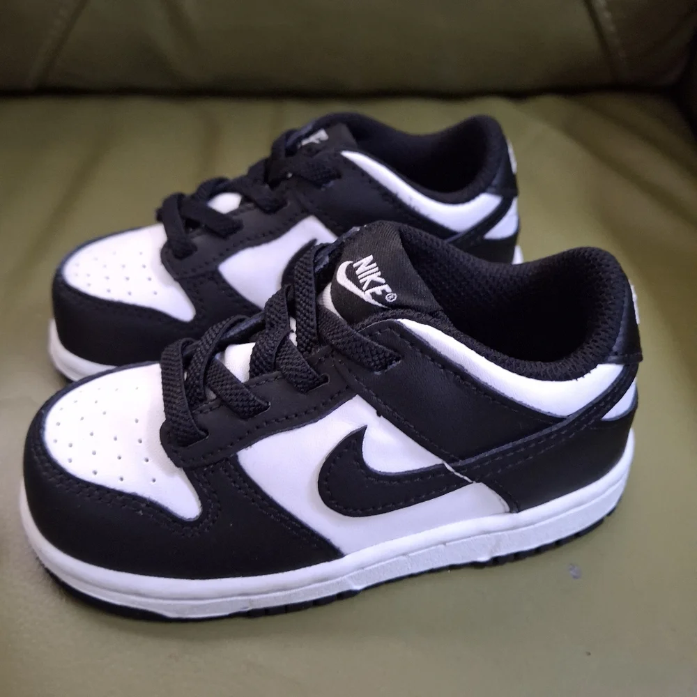 Nike Dunk Low Panda Black and White Sneakers Kids size 7.5 Toddler